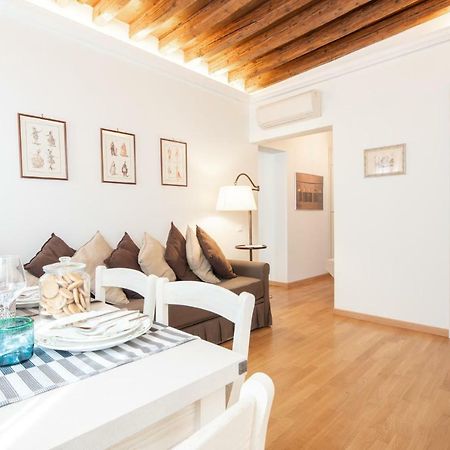 Casa Claudia Ai Frari Apartment Venice Ngoại thất bức ảnh